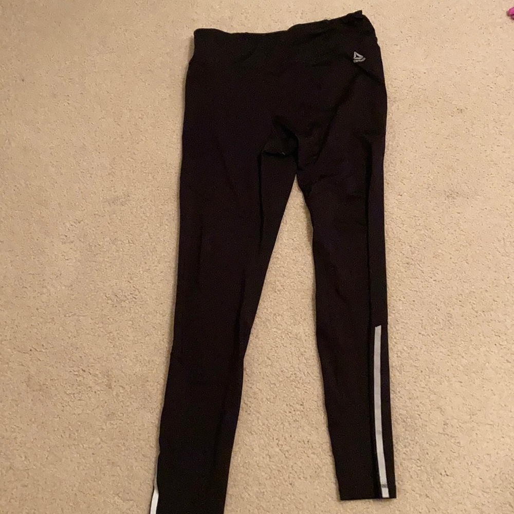 Black leggings